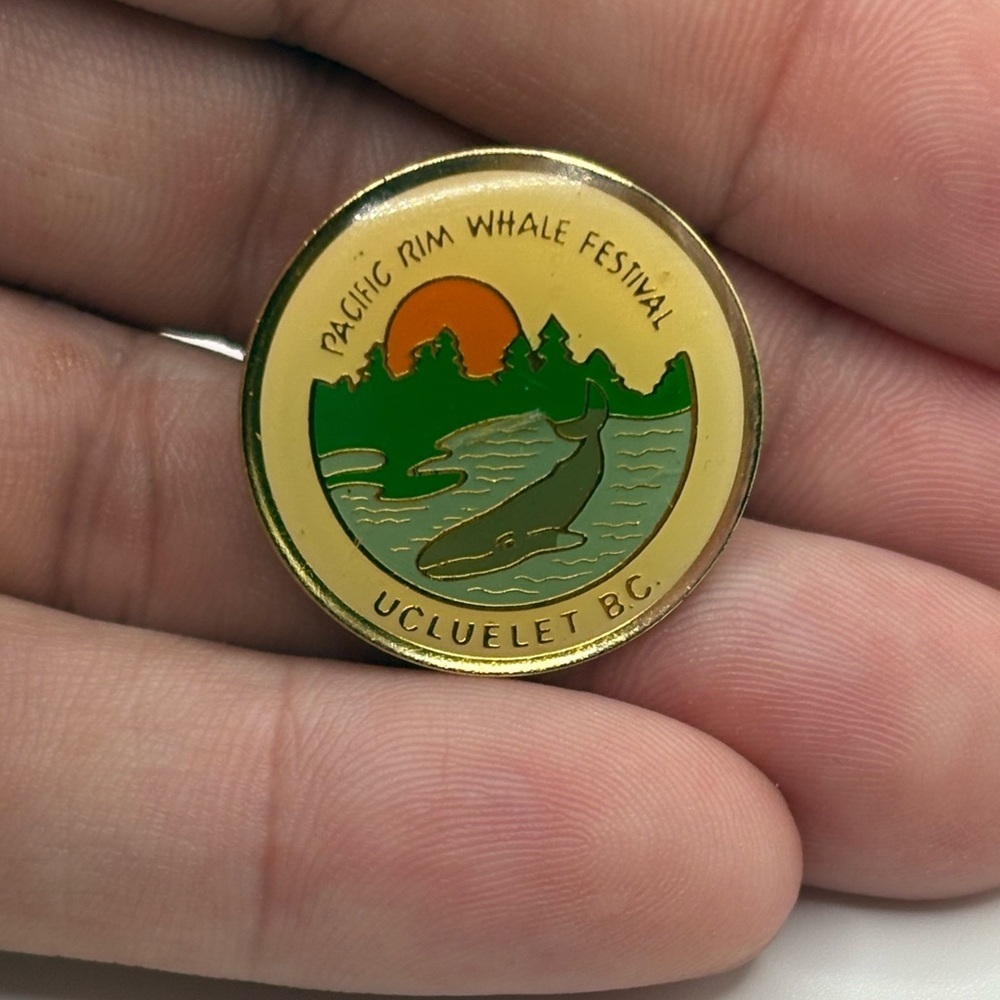 Pacific Rim Whale Festival Ucluelet BC Pin Vintage Vancouver Island Souvenir